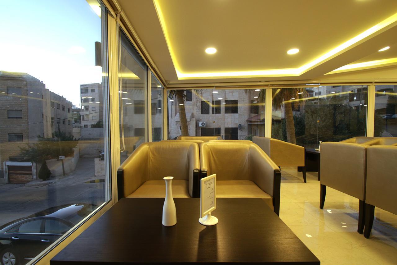 360 Hotel By Fhm Amman Exteriör bild